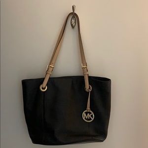 Like New Michael Kors Tote